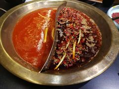 -沸炉重庆老火锅(军事博物馆店)