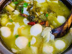 -周鱼小馆石锅酸菜鱼(活力汇店)