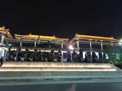 -西安唐隆国际酒店(大雁塔大唐不夜城店)