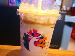 珞珈樱花拿铁-瑞幸咖啡(深圳北高铁站内部店-A14检票口二楼)
