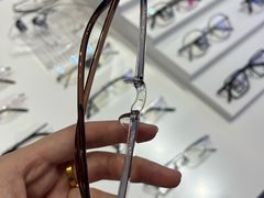 -罗伯特眼镜·蔡司官方授权(前海桂湾店)