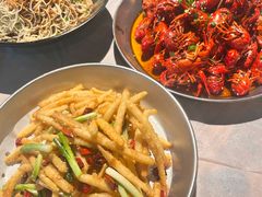 -巴厘龙虾·榜首油焖大虾(音乐学院·沿江酒馆店)