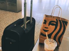 -星巴克(广州南站A18检票口楼上)