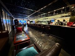 -上海锦江汤臣洲际大酒店柒酒廊