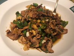 -费大厨辣椒炒肉(高铁吾悦广场店)
