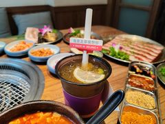 -明洞阿姨·韩式酱蟹烤肉·创意料理(三元桥店)