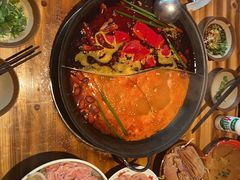 -周小明火锅(黑金冠社区店)