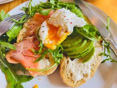 烟熏三文鱼吐司-Egg•Allday Brunch(襄阳北路店)