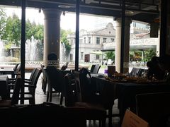靠窗位-Efes Turkish & Mediterranean Cuisine 艾菲斯餐厅(陆家嘴店)