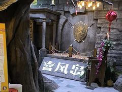 -暴风岛沉浸式体验馆(百联世纪店)