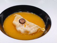 龙虾汤虾饺-悦秀·高级粤菜