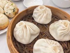 -老西白点心店