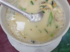 -雄仔农家菜馆·特色葱油鸡(六祖店)