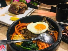 石锅拌饭-权金城(龙旗店)