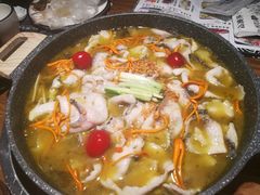 -山城外·非遗酸菜鱼(财富中心店)