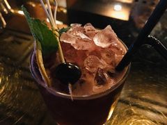 -Whisper Bar 