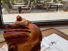-VERIE BAKEHOUSE