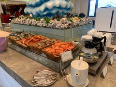 自助取餐区-鲤鱼洲酒店港鲤咖啡厅
