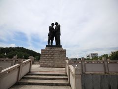 -井冈朱毛会师广场