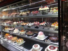 面包甜点陈列柜-85度C(苏州石路店)