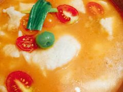 版纳野果酸汤鱼-云海肴·汽锅鸡·云南菜(天津国金汇店)