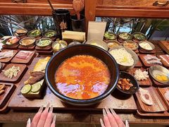 -银米·云南传统过桥米线(双廊黑金冠店)