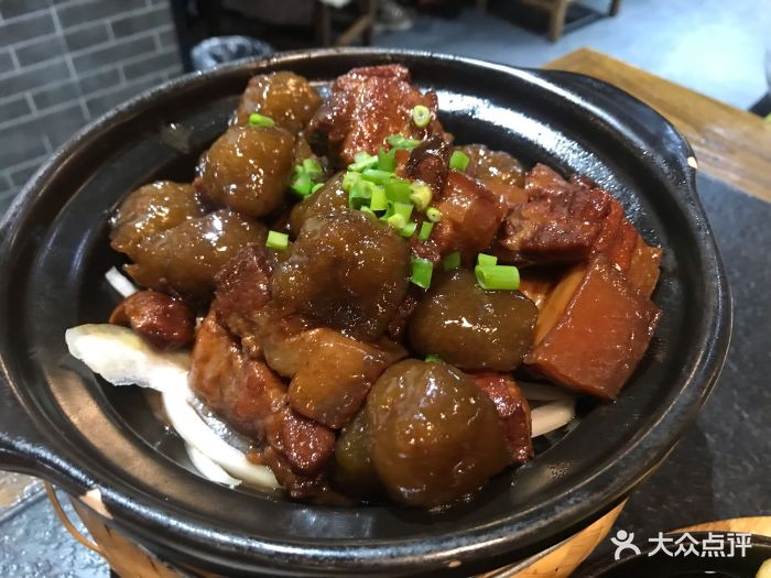 徽韵人家·传承正宗徽菜(牡丹园店)山粉圆烧肉图片