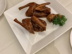 玻璃烧乳鸽-利苑酒家(宜安广场店)