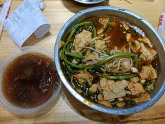 -柳州肥姨妈大骨螺蛳粉(曹路店)