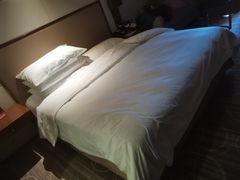 -昆明中心皇冠假日酒店