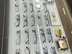 -视野联行眼镜·蔡司·控优点授权(长白万象汇店)