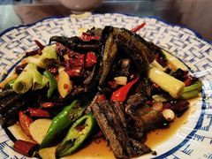 爆炒土鳝鱼-百年粉蒸牛肉