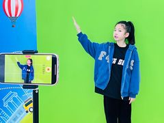 -蓝话筒·少儿成人演讲口才·主持朗诵·戏剧表演(大华第一坊店)