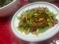 -邑金陵北京烤鸭店·现炒家常菜(ITC MALL店)