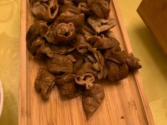 -巢香扣肉馆