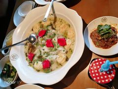-江渔儿酸菜鱼专门店(明珠广场店)