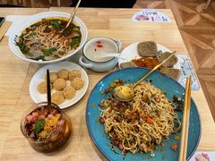 -贵凤凰贵州米粉(五道口店)