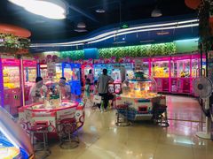-爱玩嘉年华(龙湖曲江天街店)