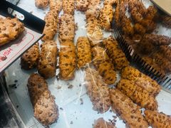 -HOT CRUSH趁热集合·现烤面包(环球港店)