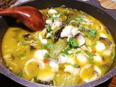 -东家小院金汤酸菜鱼(南阳路店)