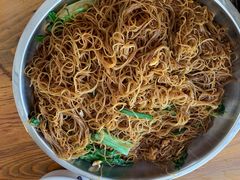 -大眼强五杯鹅·桑拿鸡煲