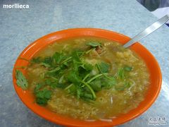 鱼汤粉-成群小食店