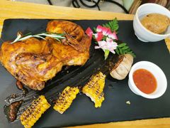 香草烤脆皮小春鸡-麦甜创意轻食餐厅(西康路店)