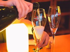 瑞内半干型起泡葡萄酒-HIB HUB公社(解放西路店)