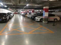 -北京华联购物中心(同成街店)