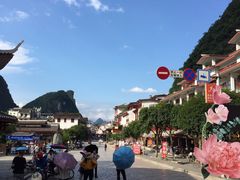 -刘姐啤酒鱼民族演艺餐厅(西街总店)