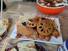 -石门侯·石门馄饨侯(革新北街店)