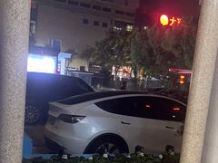 -香山湖渔家大院