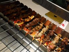 现穿羊肉串-丰茂烤串(公园店)
