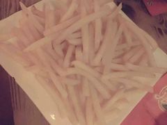 -Helens海伦司小酒馆(津湾广场店)